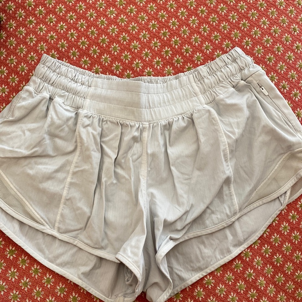 Lululemon hotty hot shorts